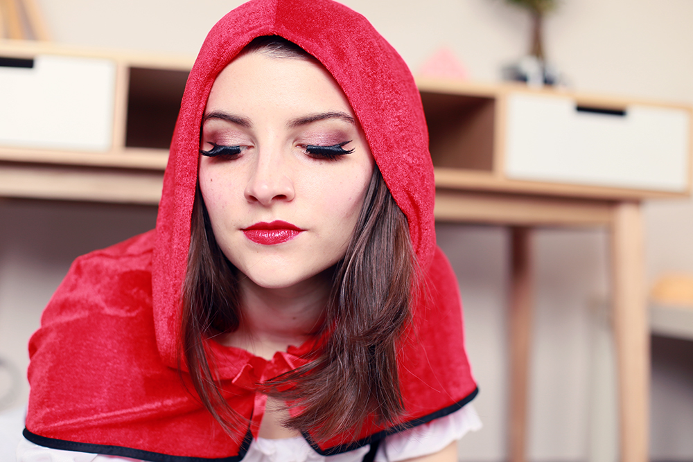 chaperon rouge makeup