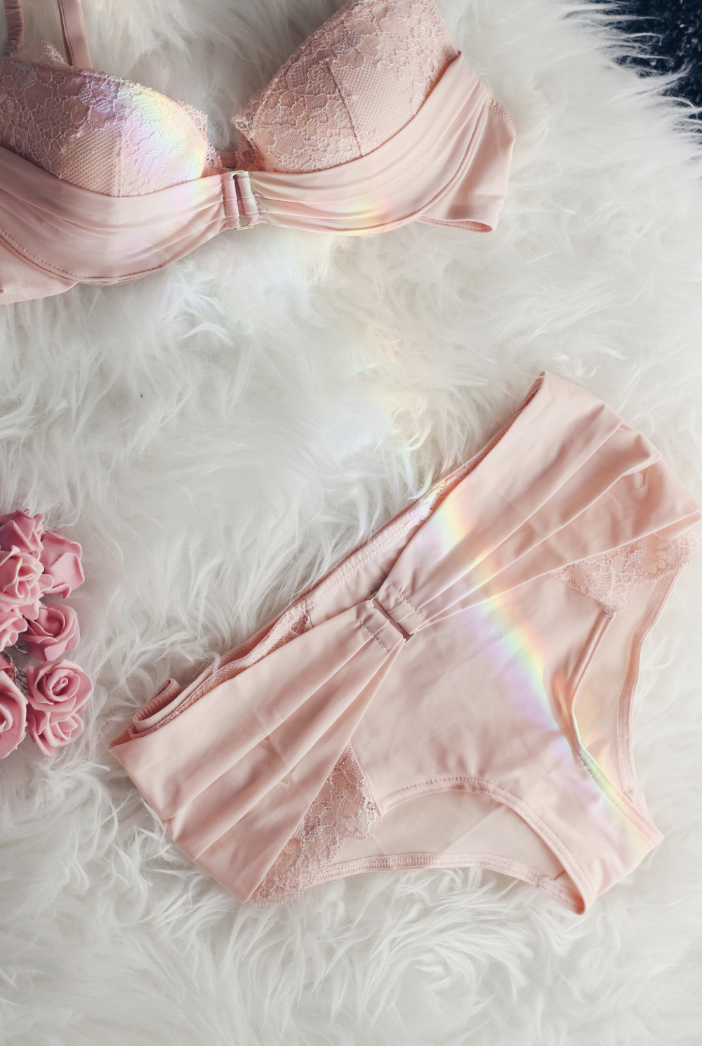 Lyzie Mccake x Lemon Curve